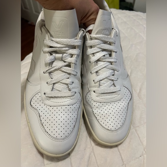 Veja Women's V-10 Leather Sneaker in White - Picture 3 of 6